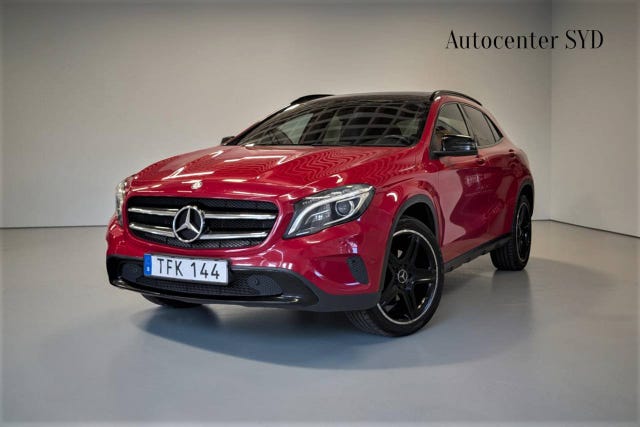 Mercedes-Benz GLA 220 2015