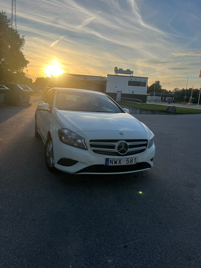 Mercedes-Benz A180 2014