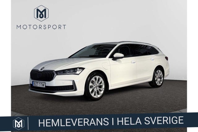 Skoda Superb 2025