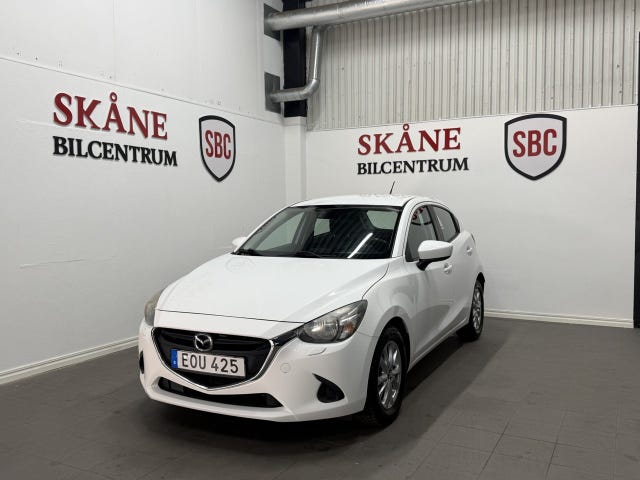 Mazda 2 2015
