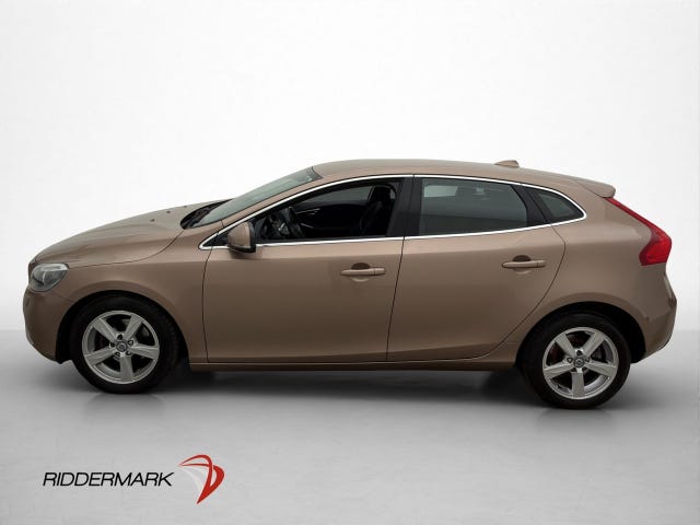 Volvo V40 2015