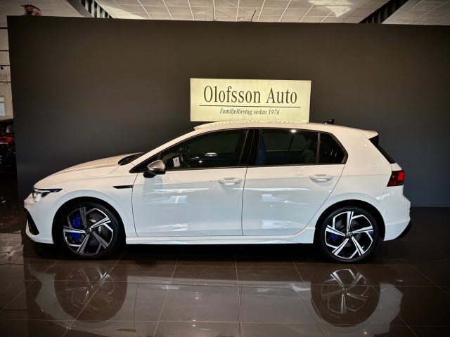 Volkswagen Golf I 2024 – bild 2
