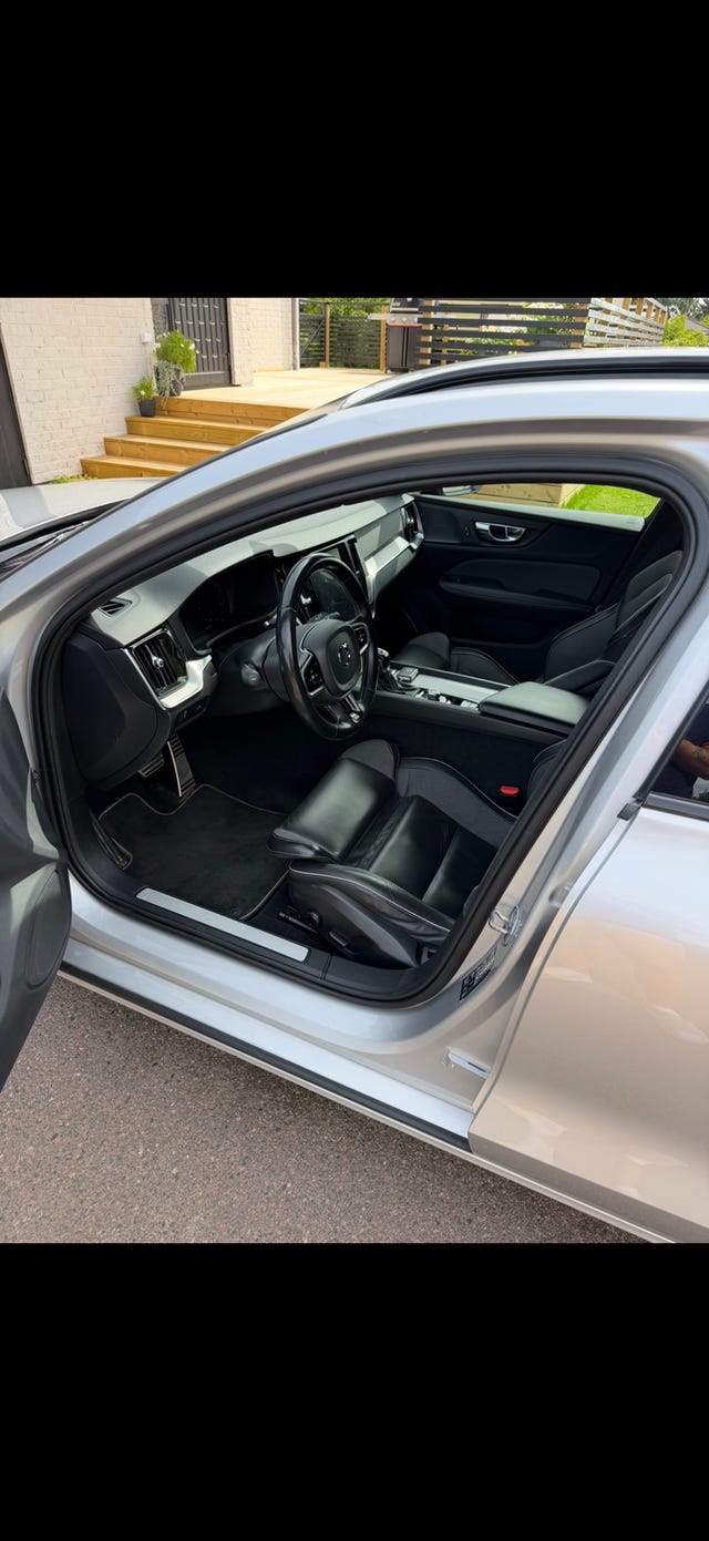 Volvo V60 2019 – bild 4