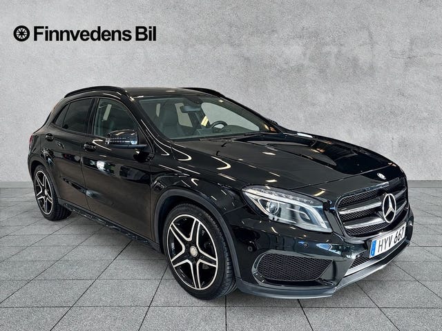 Mercedes-Benz GLA 200 2015