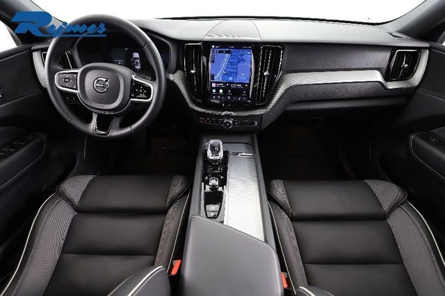 Volvo XC60 2025 – bild 2