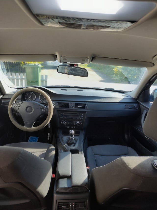 BMW 320d 2011