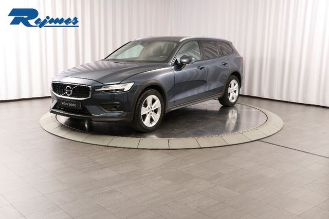 Volvo V60 Cross Country 2021