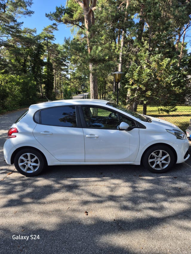 Peugeot 208 2018