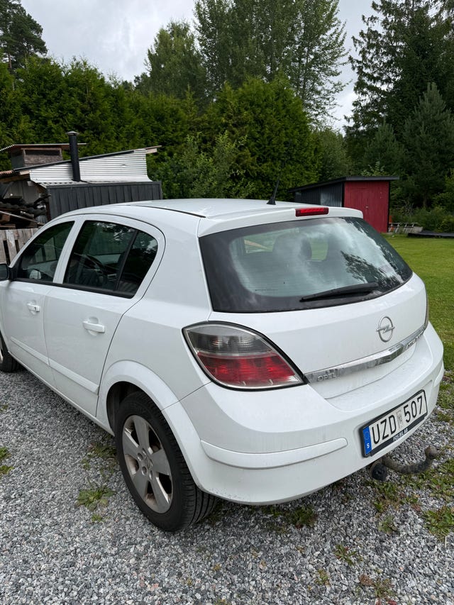 Opel Astra 2007
