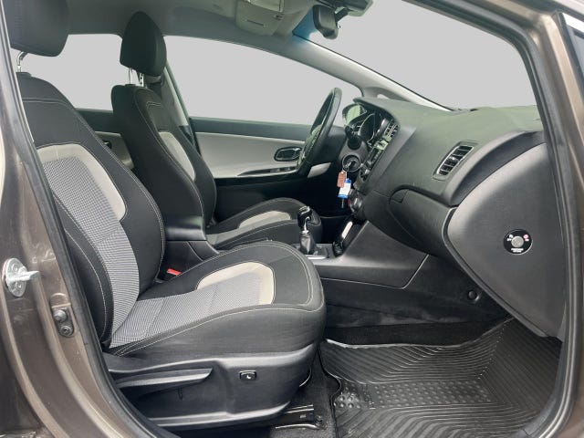 Kia Ceed 2015 – bild 4