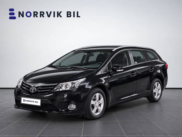 Toyota Avensis 2013