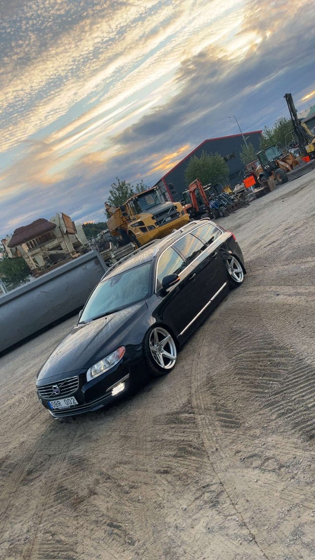 Volvo V70 2014