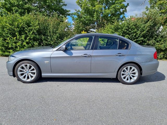 BMW 320d 2011