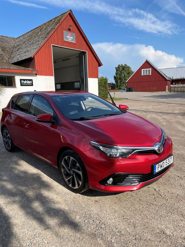 Toyota Auris 2016