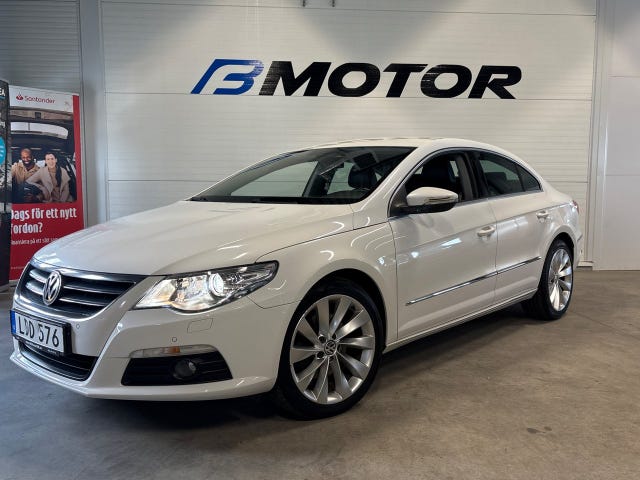 Volkswagen Passat CC 2011
