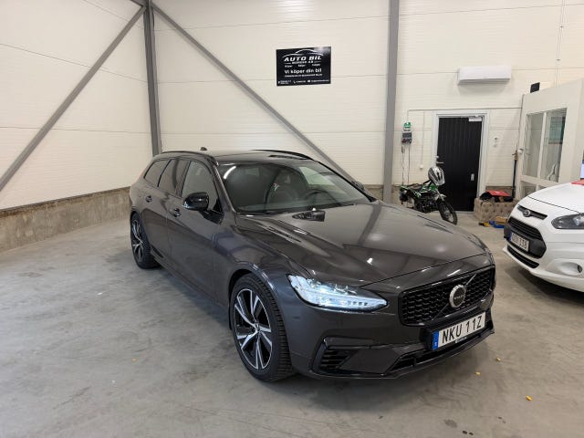 Volvo V90 2021