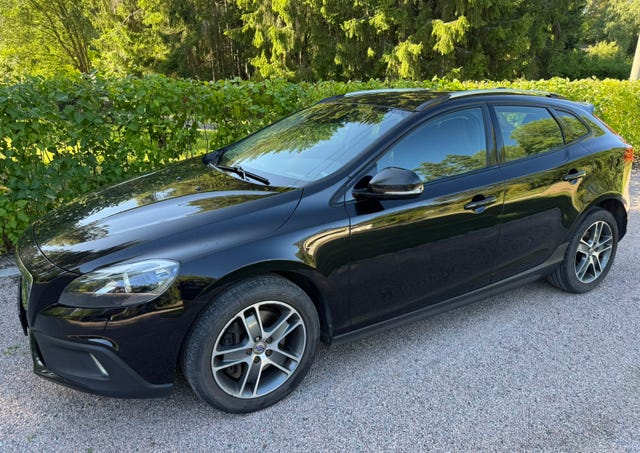Volvo V40 Cross Country 2016