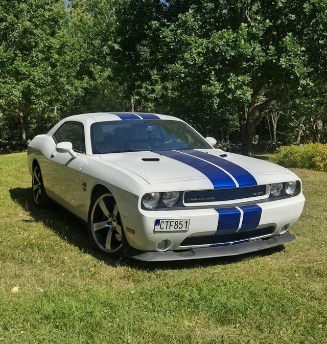 Dodge Challenger 2011