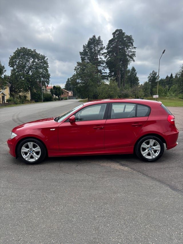 BMW 118d 2011
