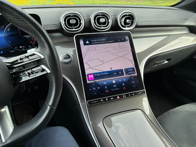 Mercedes-Benz C300 2024