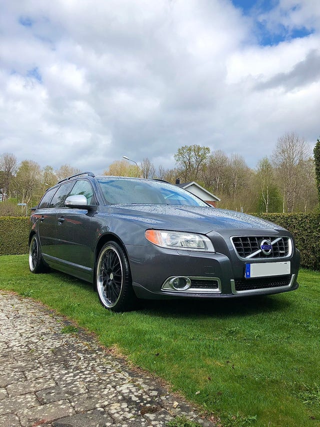 Volvo V70 2011