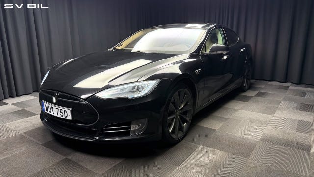 Tesla Model S 2013