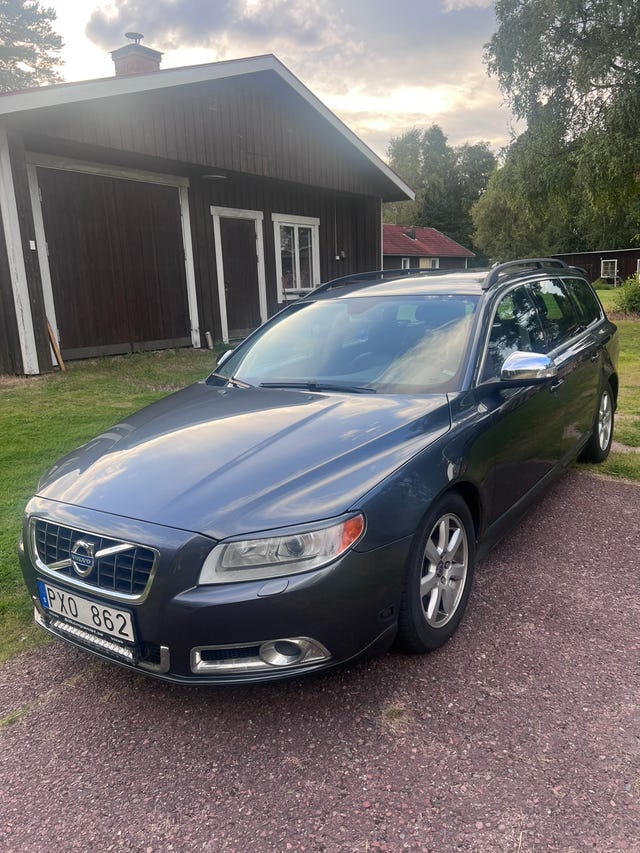 Volvo V70 2011