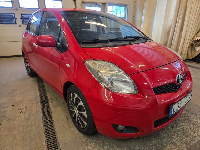 Toyota Yaris 2011