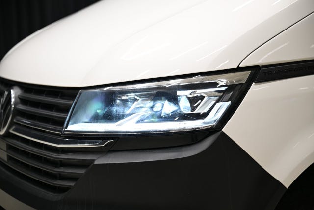 Volkswagen Transporter 2023 – bild 3
