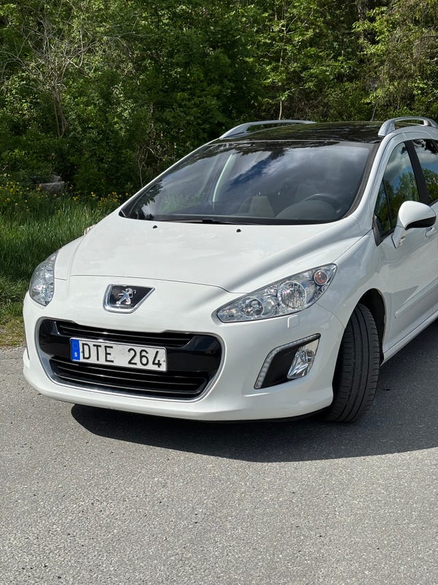 Peugeot 308 SW 2013