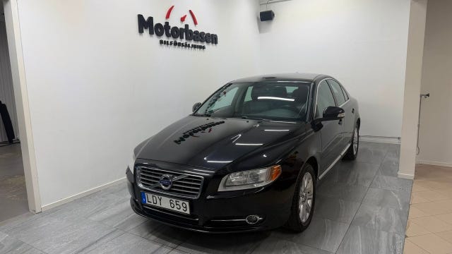 Volvo S80 2011