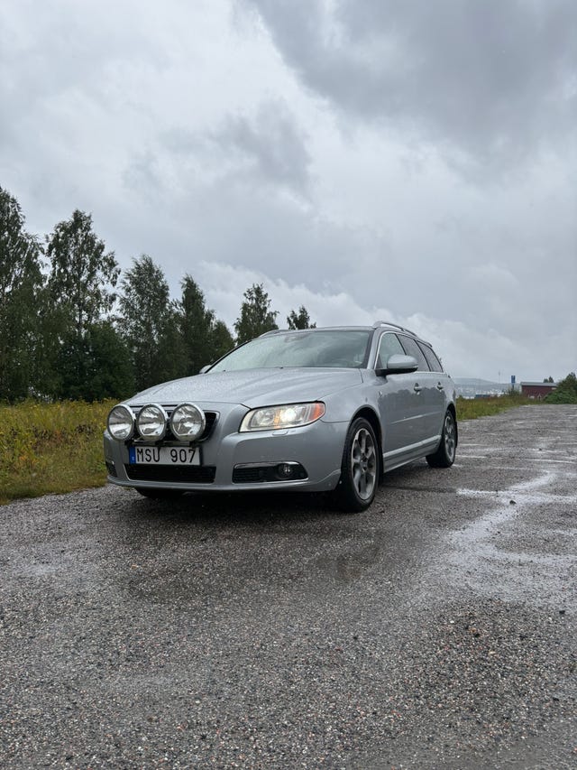 Volvo V70 2012