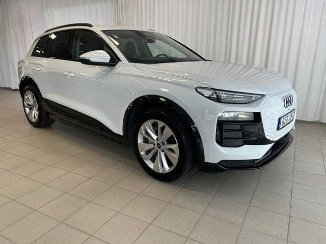 Audi Q6 e-tron 2025