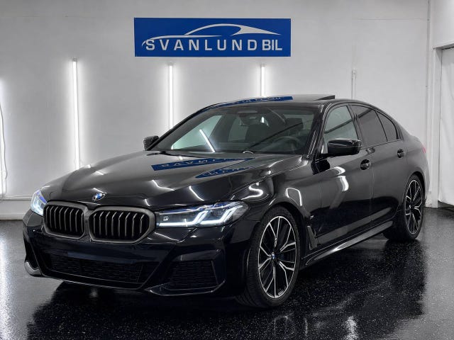 BMW M550i 2021