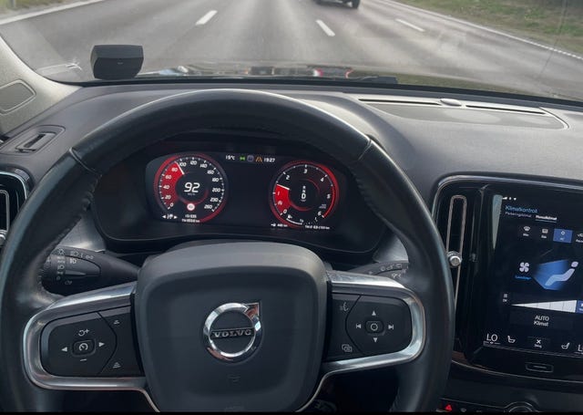 Volvo XC40 2019 – bild 3