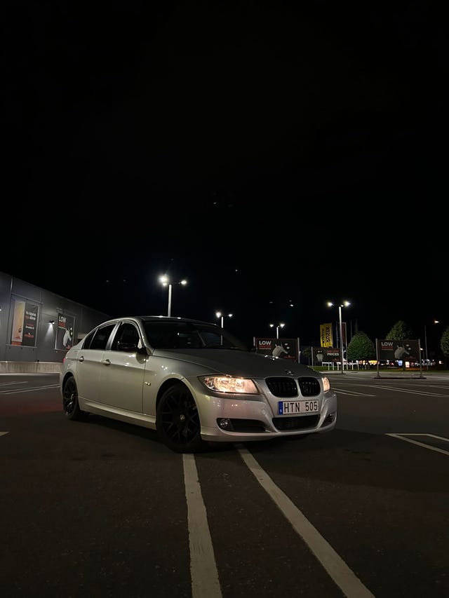 BMW 318d 2012