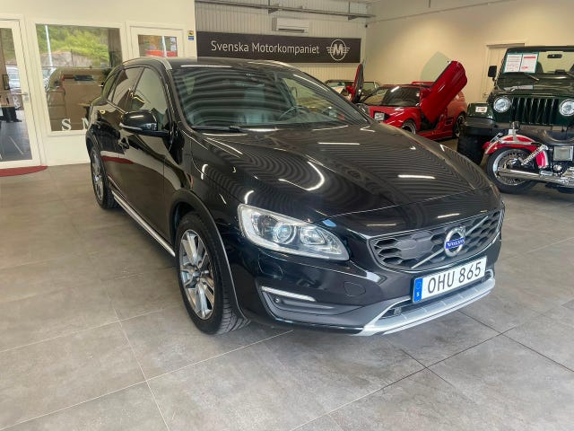 Volvo V60 Cross Country 2017