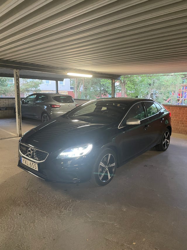 Volvo V40 2018