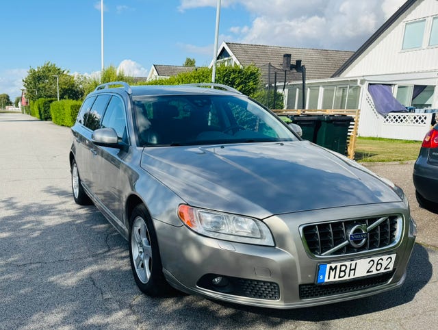 Volvo V70 2012