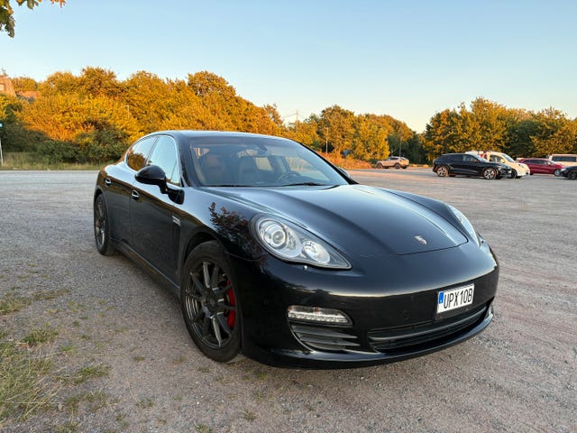 Porsche Panamera S 2012