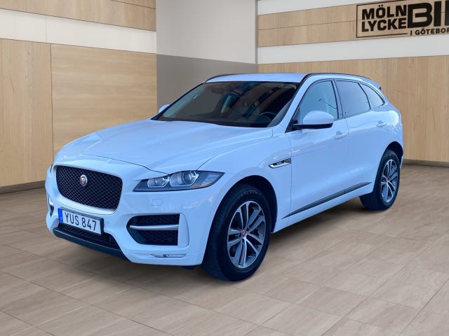 Jaguar F-PACE 2019