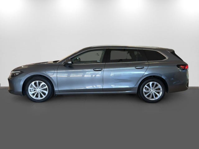 Volkswagen Passat 2025 – bild 2