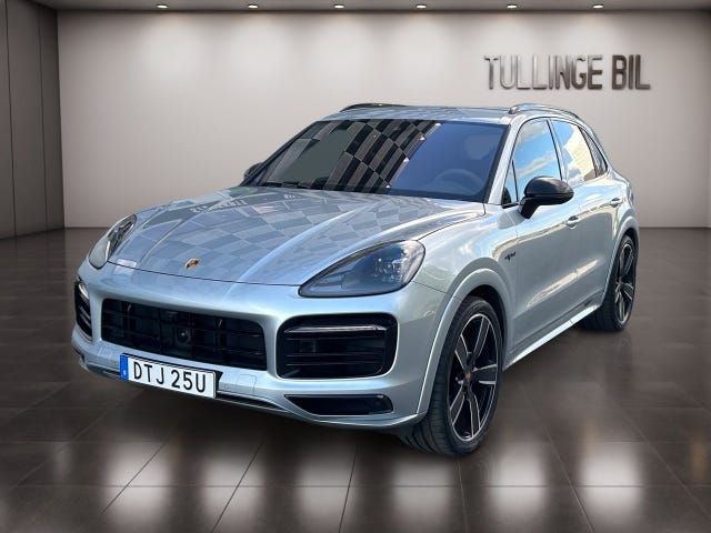 Porsche Cayenne 2022