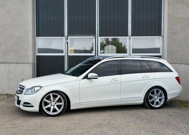 Mercedes-Benz C250 2012