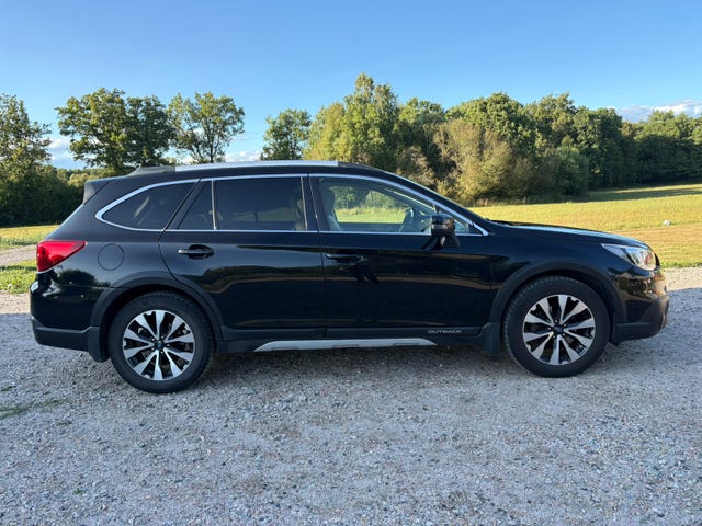 Subaru Outback 2016