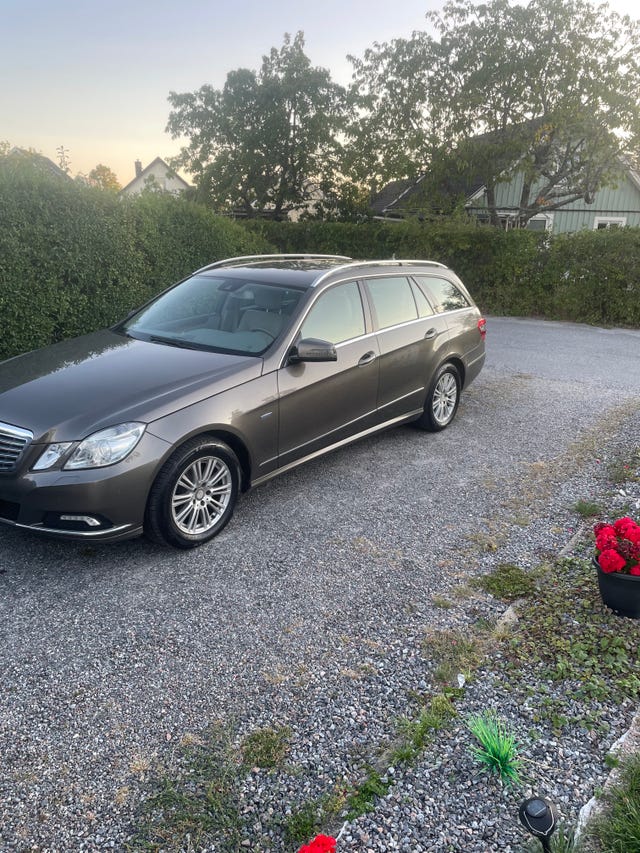 Mercedes-Benz E220 2010