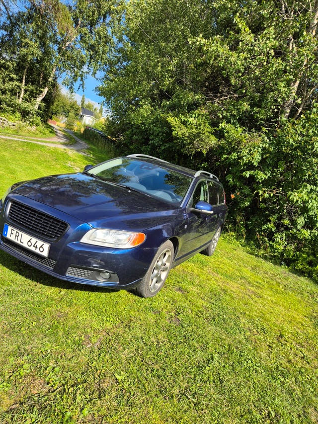 Volvo V70 2012