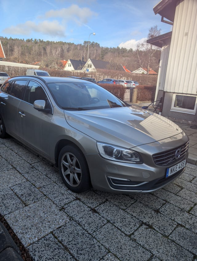 Volvo V60 2016