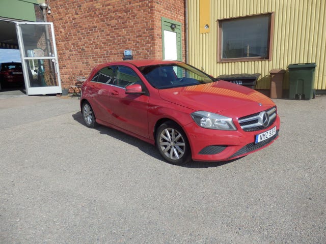 Mercedes-Benz A180 2014