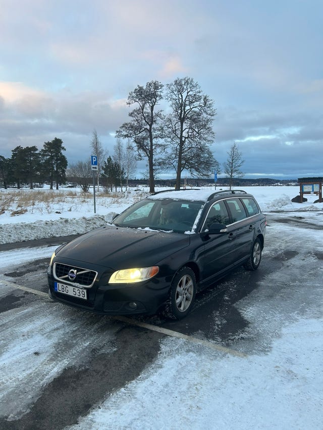 Volvo V70 2011 – bild 2